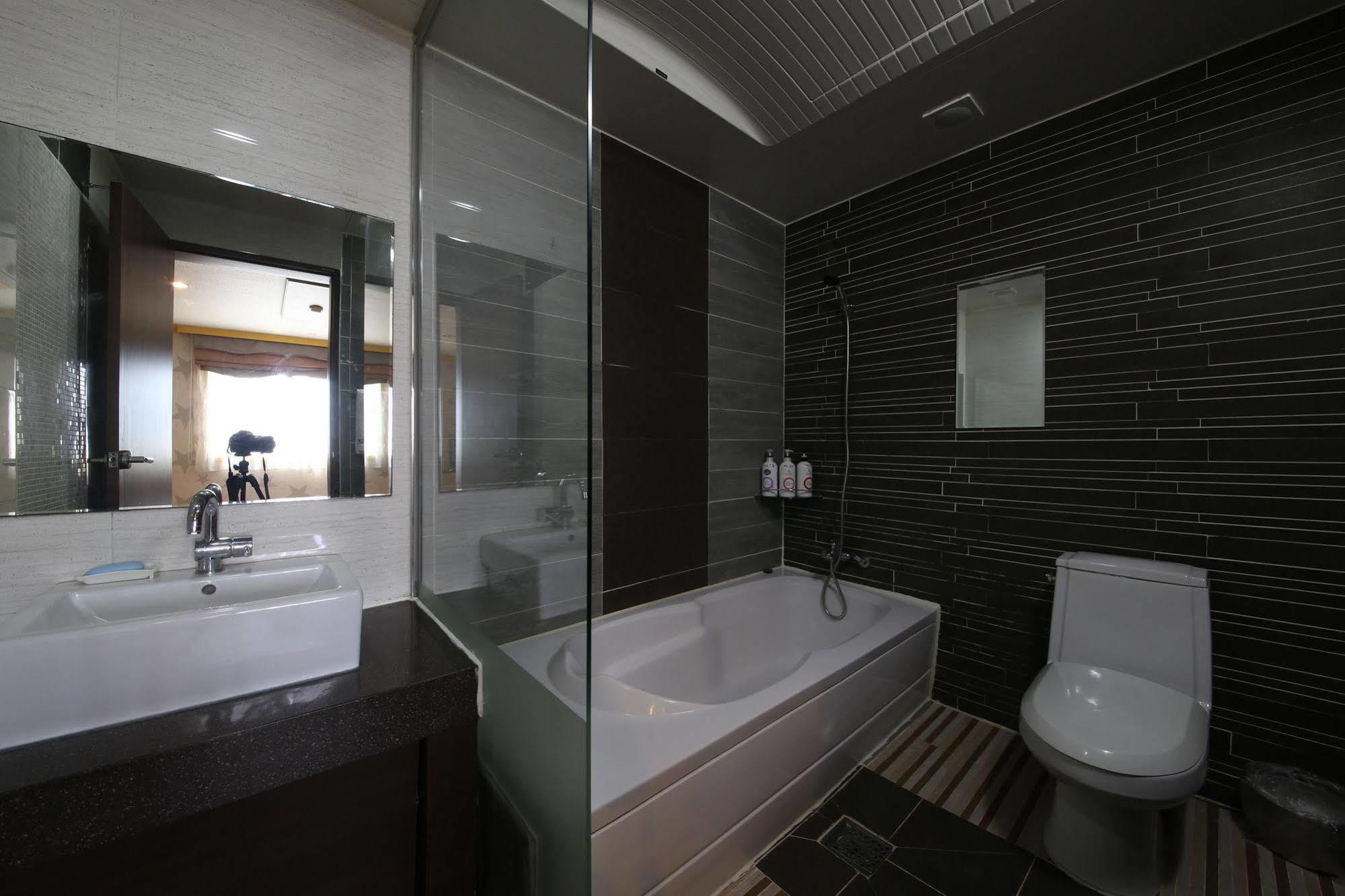 Yes Motel Gunsan Exterior foto